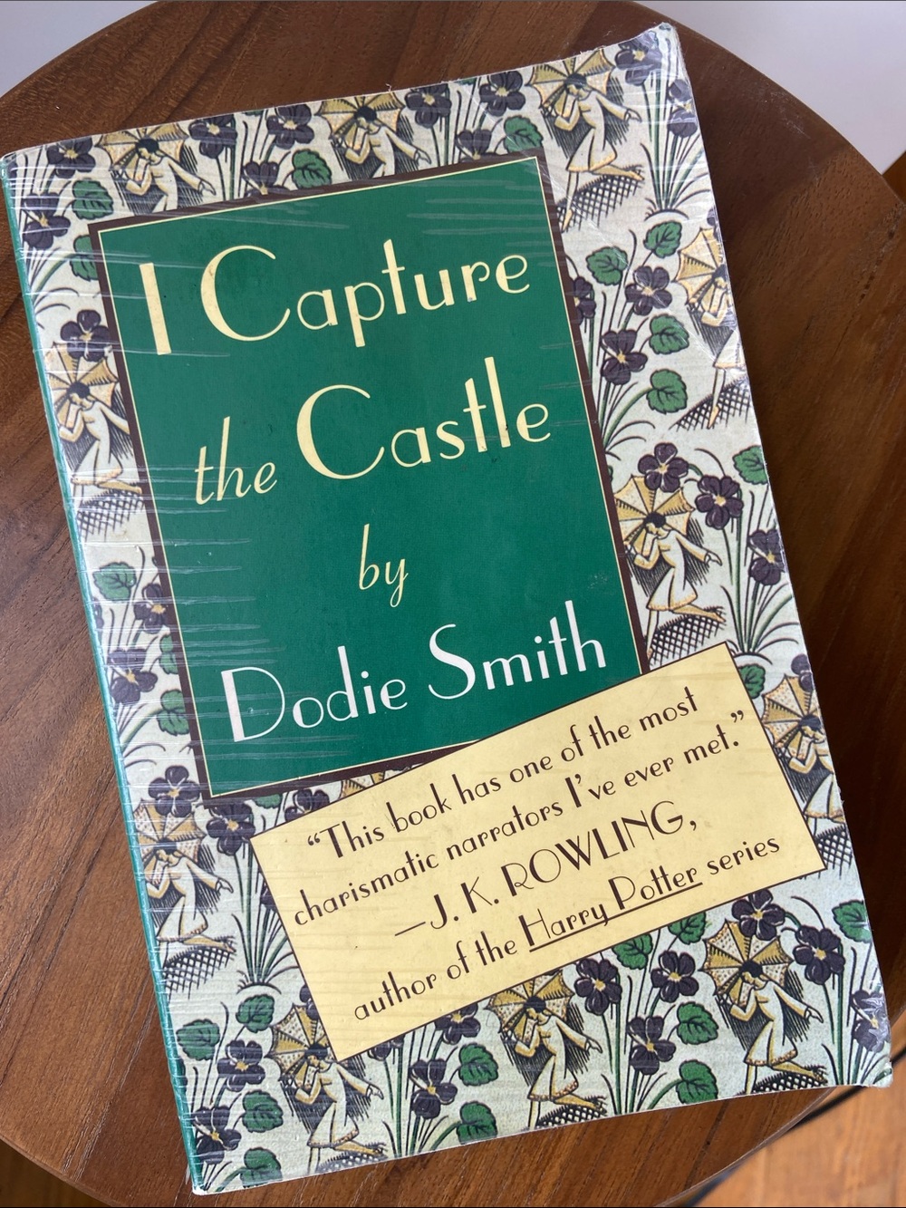 I Capture the Castle by Dodie Smith - Paperback Book